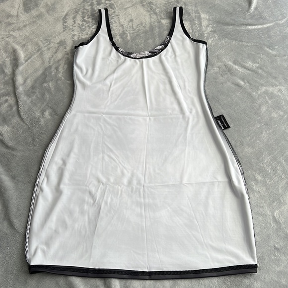 NWOT Blackmilk Ribs Black Dress ~ LIMITED Size Large - Picture 10 of 16